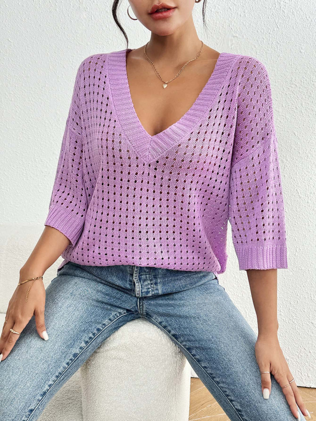 Damen luftiger Strickpullover mit V-Ausschnitt und dekorativem Lochmuster Drune