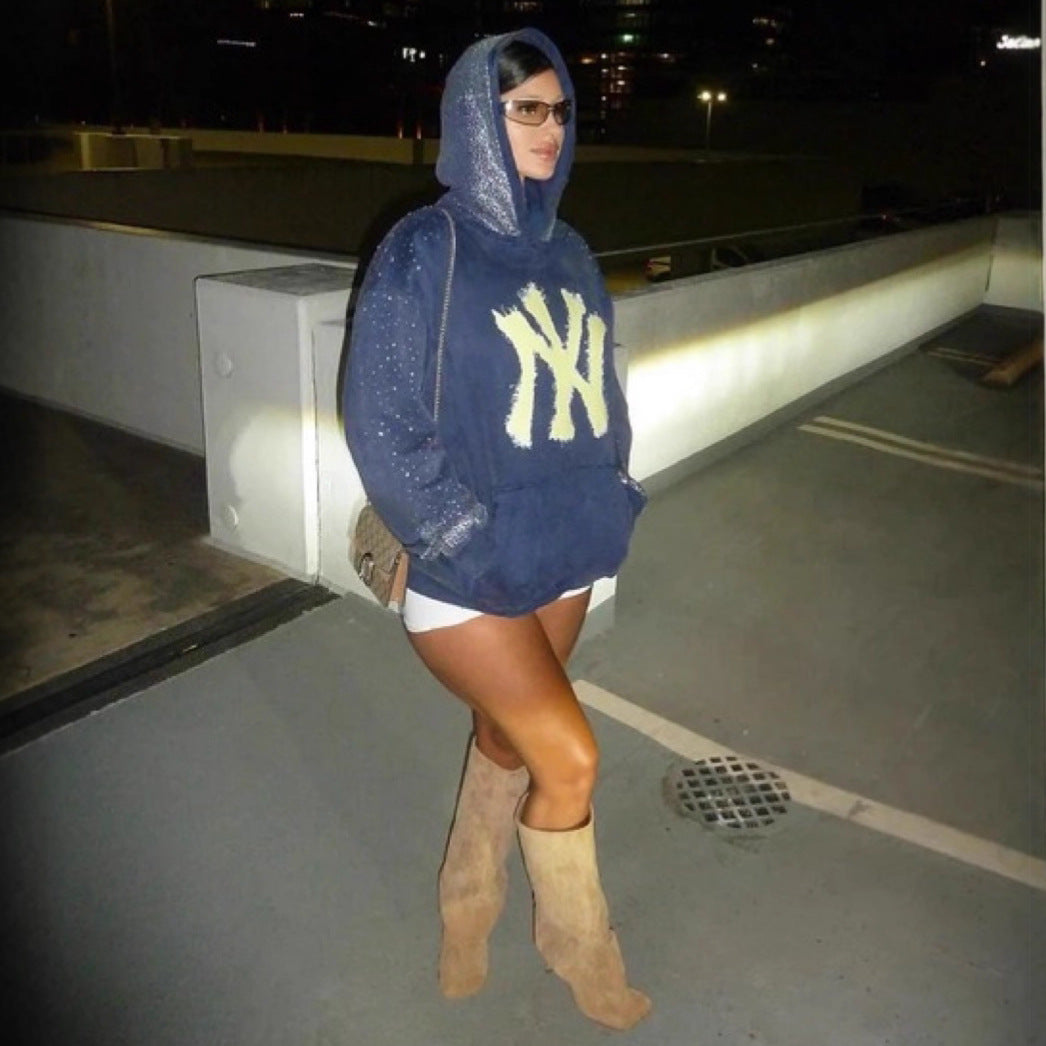 Damen nan übergroßer Kapuzenpullover aus Samtfleece mit markantem Logoprint, Glitzerbesatz und Kängurutasche Drune