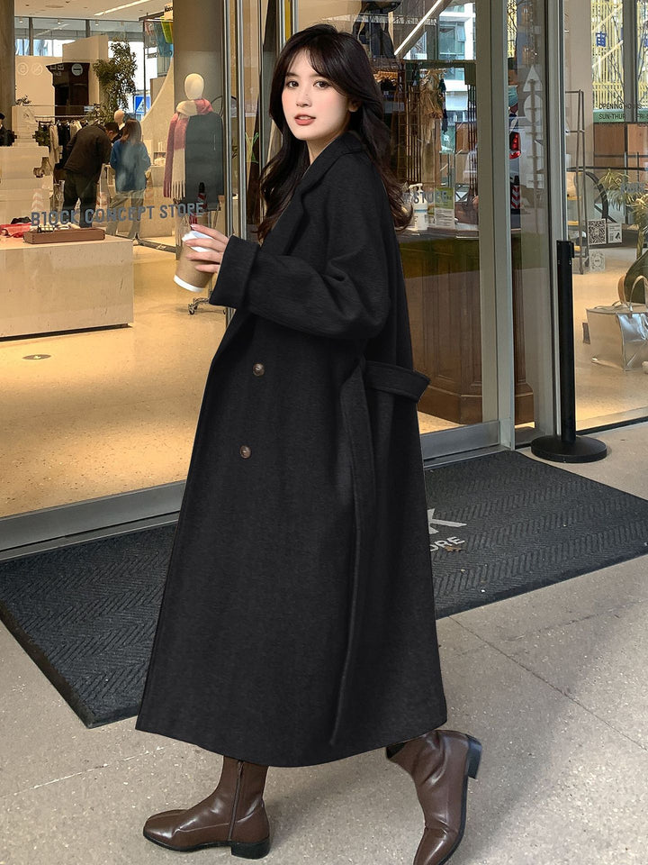 Damen Lang geschnittener Wollmix-Trenchcoat mit Taillenband und kastiger Schulterpartie Drune