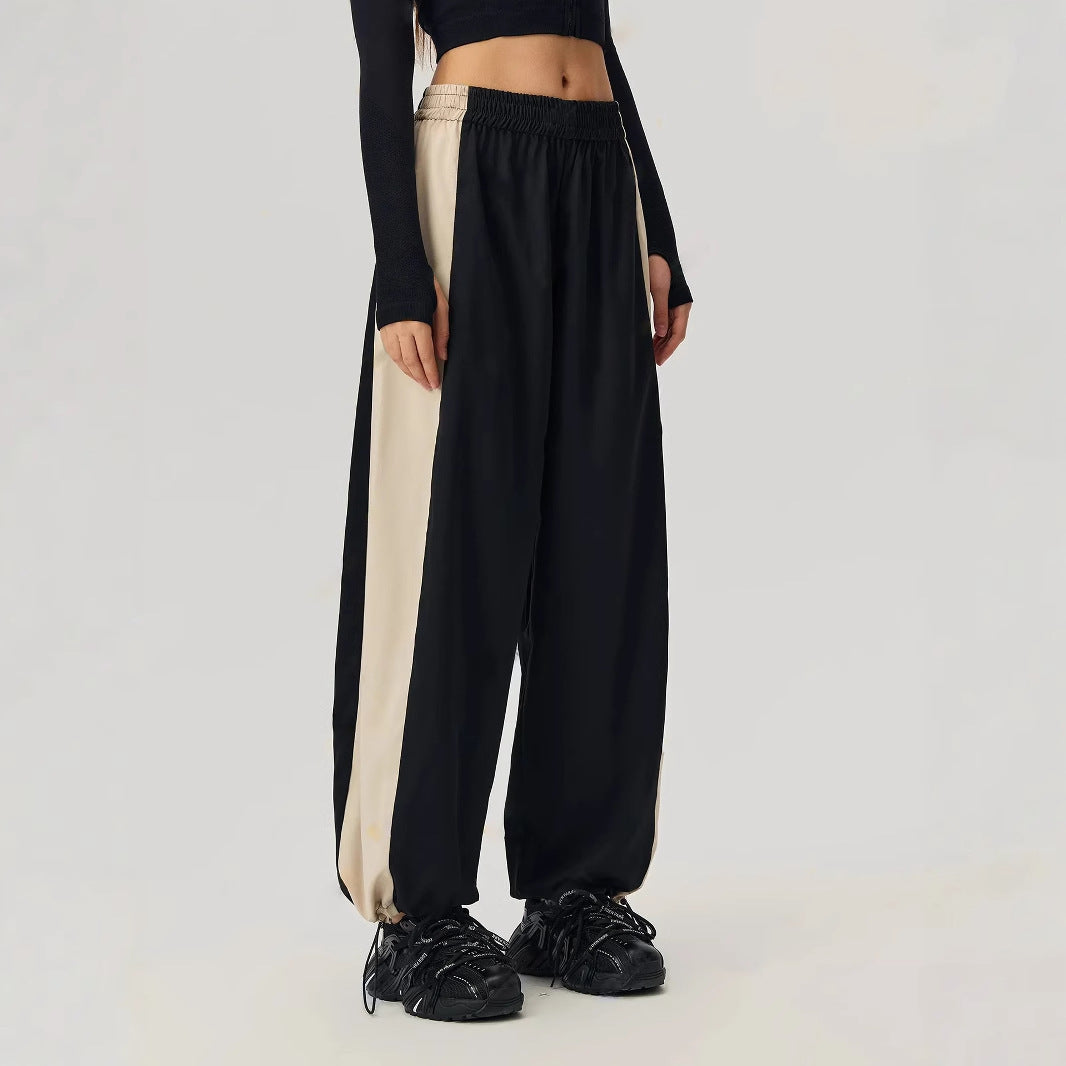 Damen sportliche Freizeithose mit angesagtem Schnitt und seitlichen Kontrastpanelen Drune