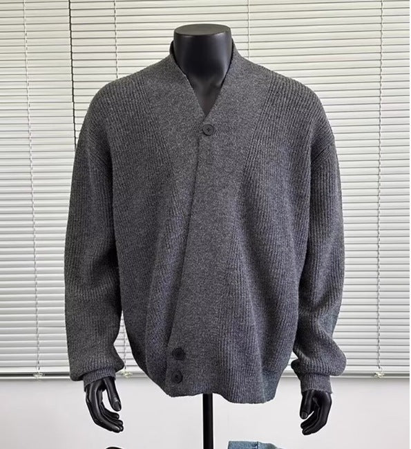 Herren Grobstrick-Cardigan im Oversize-Schnitt mit Schalkragen und asymmetrischer 3-Knopfleiste Drune