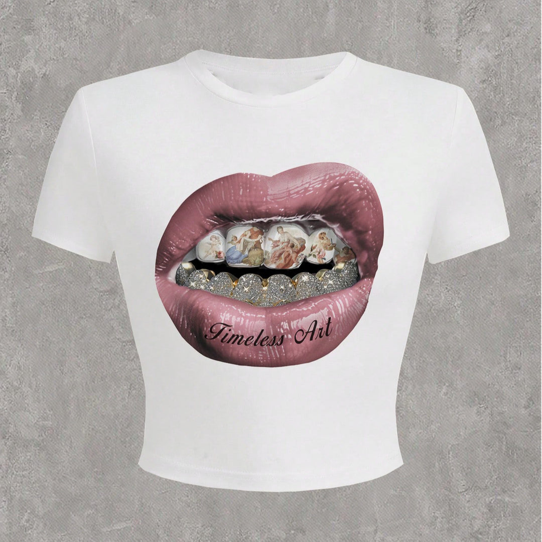 Damen Crop-T-Shirt mit kreativem Grafikdesign und einzigartigem Statement Drune