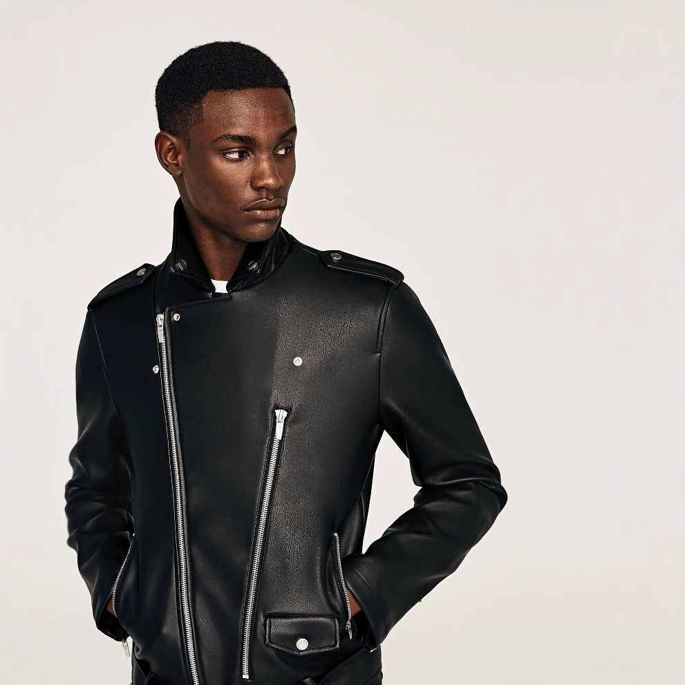Herren Bikerjacke im Rider‑Stil aus veganer Lederoptik mit asymmetrischem Reißverschluss und Taillengürtel Drune