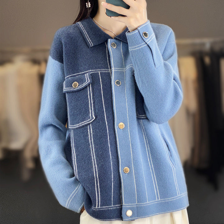 Damen Oversize-Strickjacke im Jeansjacken‑Look mit kontrastierenden Nahtdetails und Brusttasche Drune