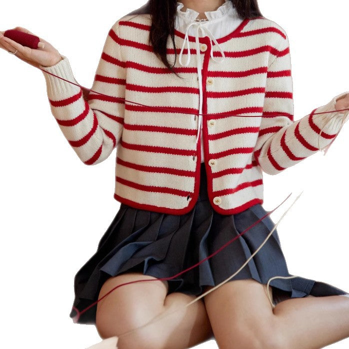 Damen kurzärmlige gestreifte Strickjacke mit Knopfverschluss Drune
