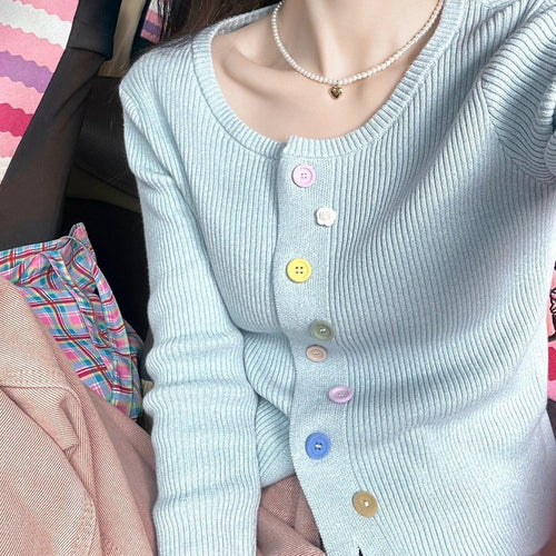 Damen Feinstrickjacke mit bunten Knöpfen und Rundhalsausschnitt Drune