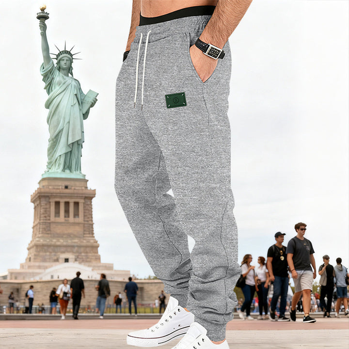 Herren Slim-Fit Sweat-Jogger mit elastischem Bund, Tunnelzug und gerippten Bündchen Drune