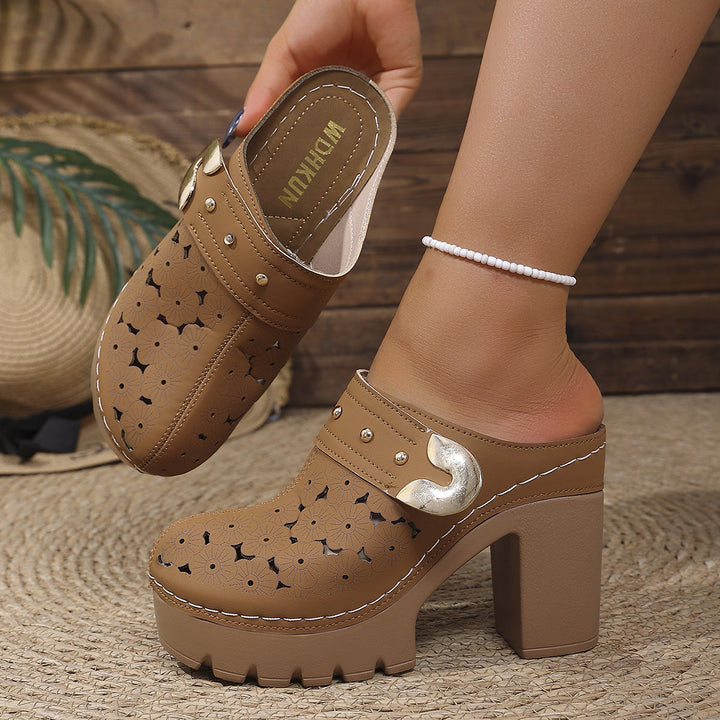 Damen Komfortable Clogs mit floraler Lochmusterung Drune