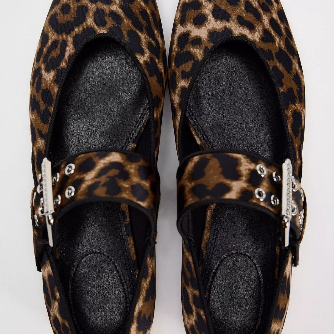 Damen Flache Riemchen‑Ballerinas mit breitem dekorativem Schnallenriemen und Leopardenmuster Drune