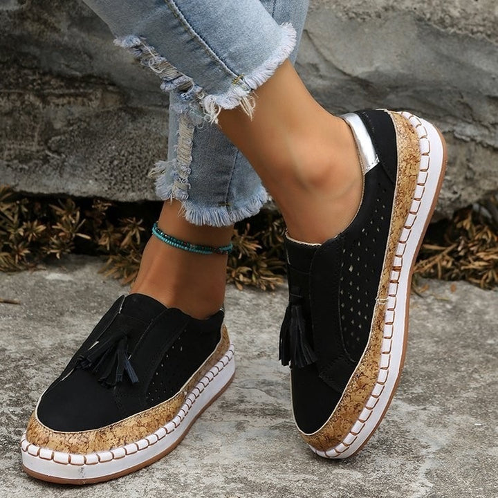 Damen Slip-On Keil-Sneaker mit Kork-Plateau, Quasten und perforiertem Obermaterial Drune