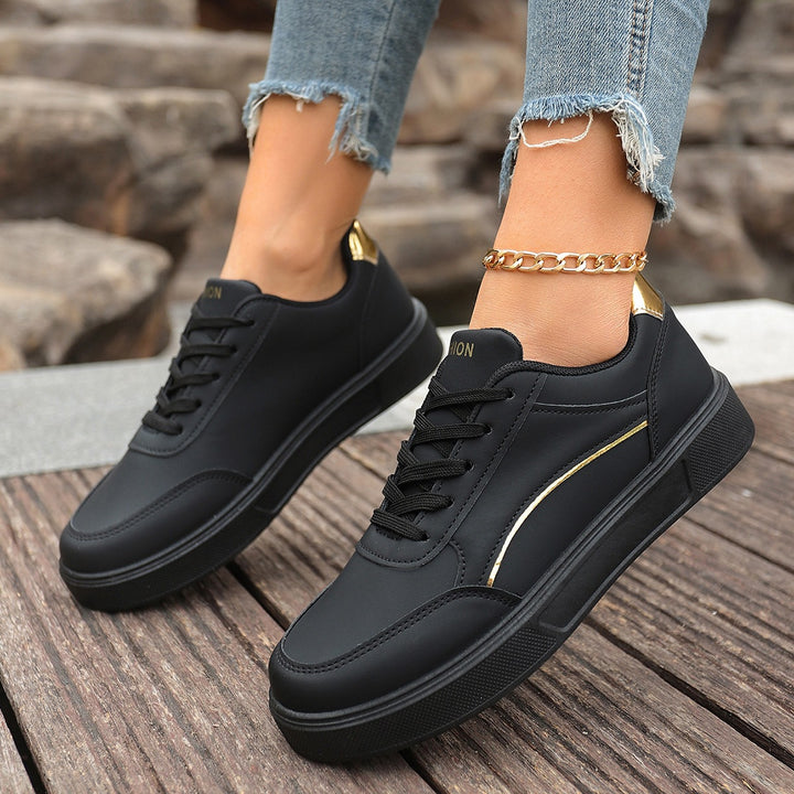 Damen Plateau-Sneaker mit goldener Zierkante und gepolstertem Komfortfußbett Drune