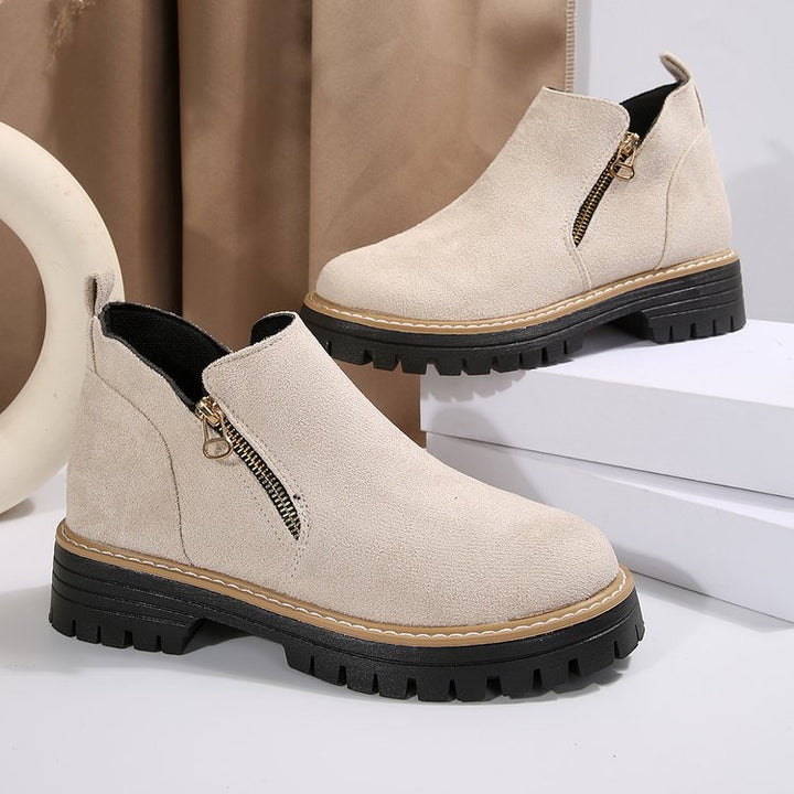 Damen Kurzschaft-Stiefeletten aus Veloursoptik mit seitlichem Reißverschluss und grober Profilsohle Drune