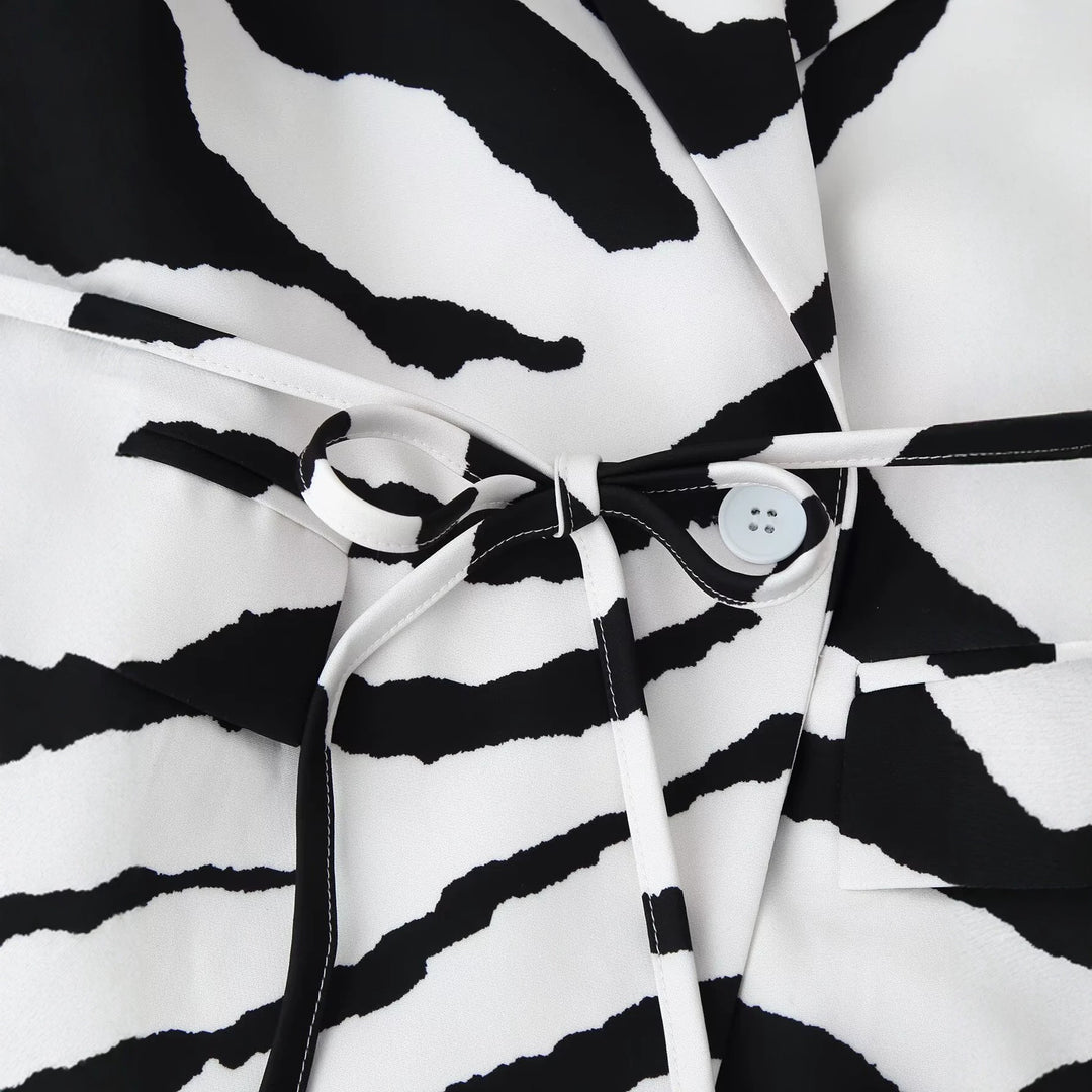 Damen Blazer mit Zebra-Print, tailliertem Bindegürtel und Cut-Out-Schultern Drune