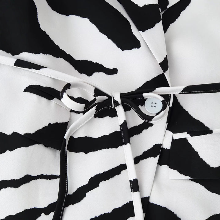Damen Blazer mit Zebra-Print, tailliertem Bindegürtel und Cut-Out-Schultern Drune