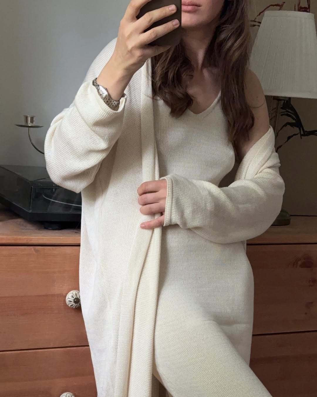 Damen Strickkleid mit spaghetti-Trägern und V-Ausschnitt Drune