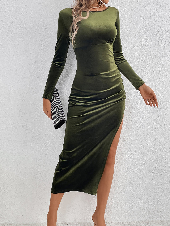 Damen figurbetontes Samt-Maxikleid mit langen Ärmeln, taillierter Silhouette und hohem Beinschlitz Drune