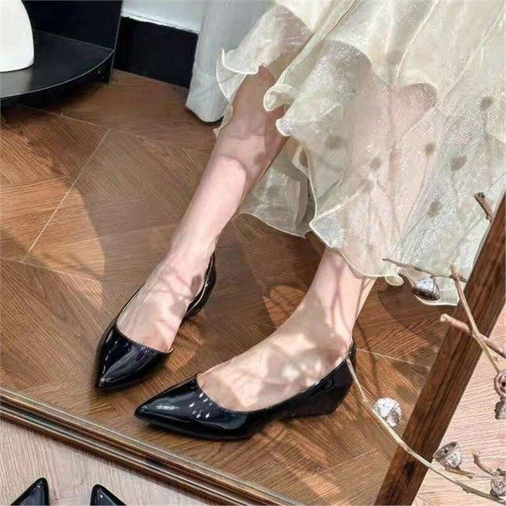 Damen Elegante spitz zulaufende Lack-Ballerinas mit Memory-Fußbett Drune
