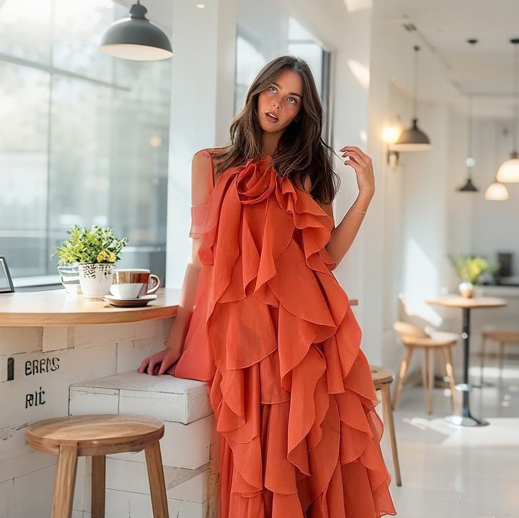 Damen luftiges Maxikleid mit geschichteten Rüschendetails und zarter Blumenapplikation Drune
