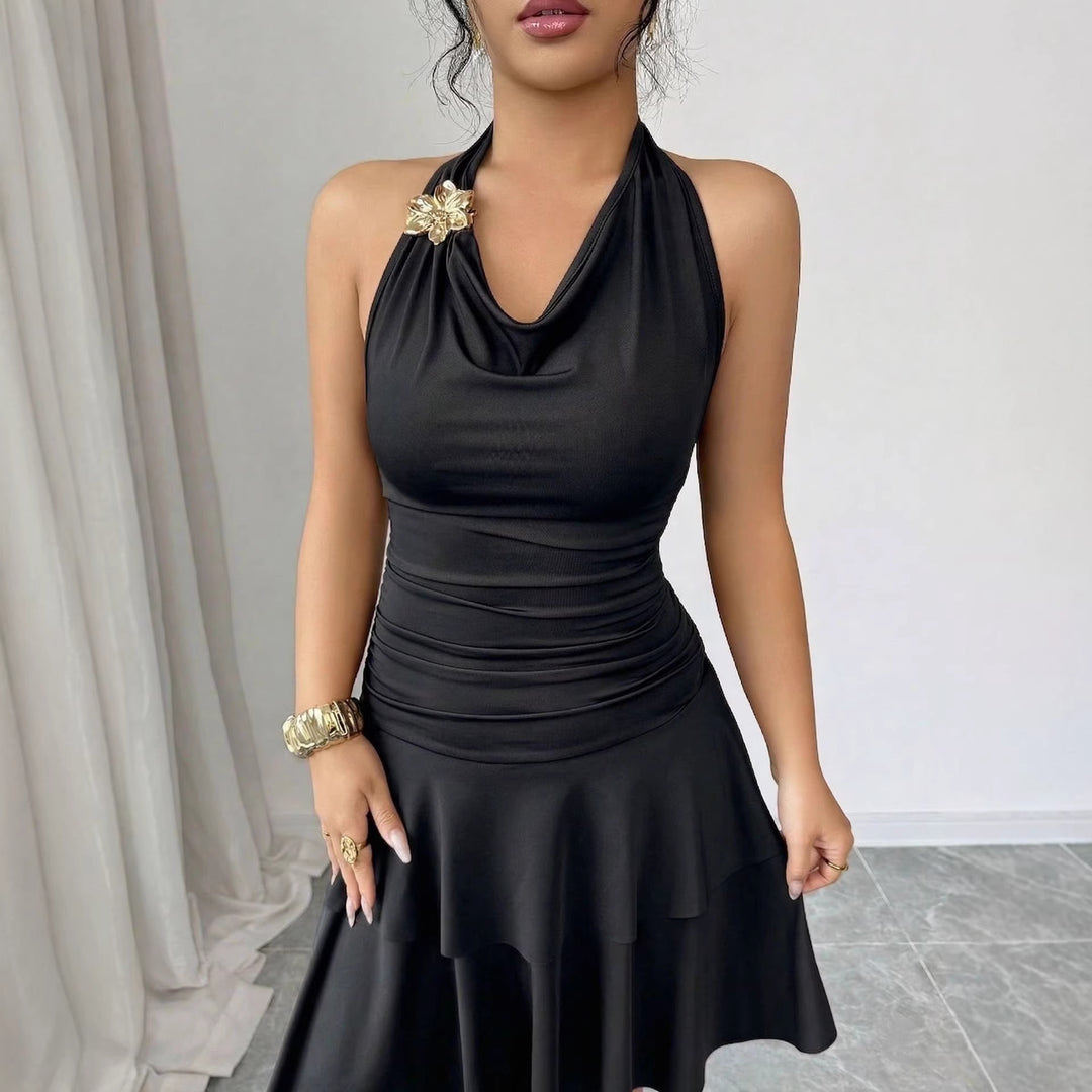 Damen nan Halter-Midikleid mit Wasserfall-Ausschnitt, taillierter Raffung und stufenweisem Volantrock Drune