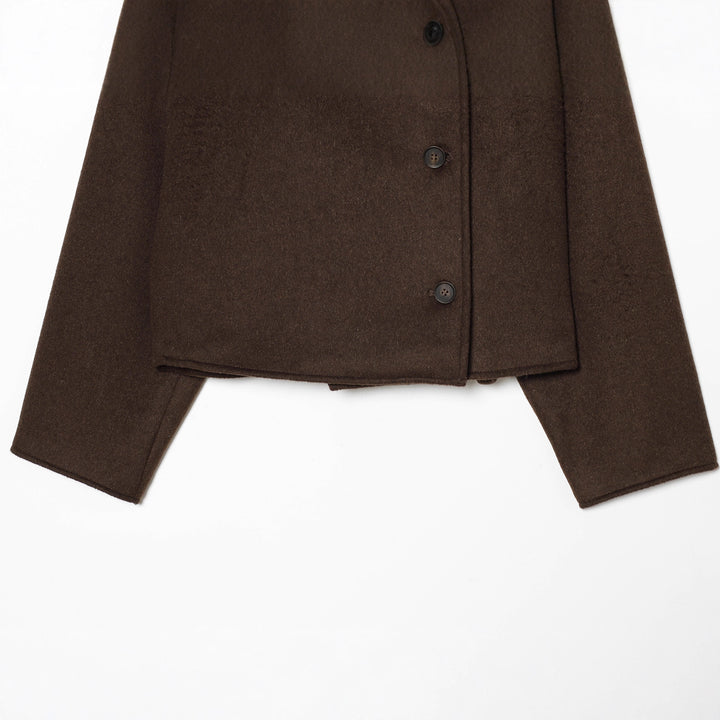 Damen nan kurzes Wollcape mit asymmetrischer Knopfleiste Drune