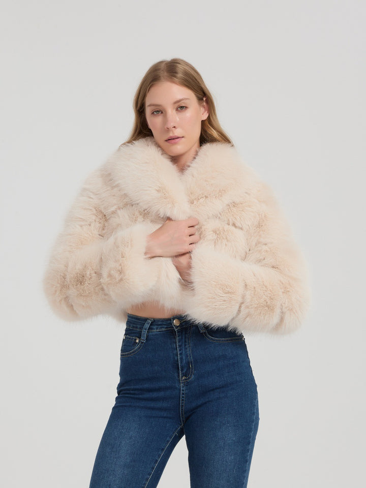 Damen Kurz geschnittene Kunstpelz‑Bolerojacke mit voluminösem Schalkragen Drune