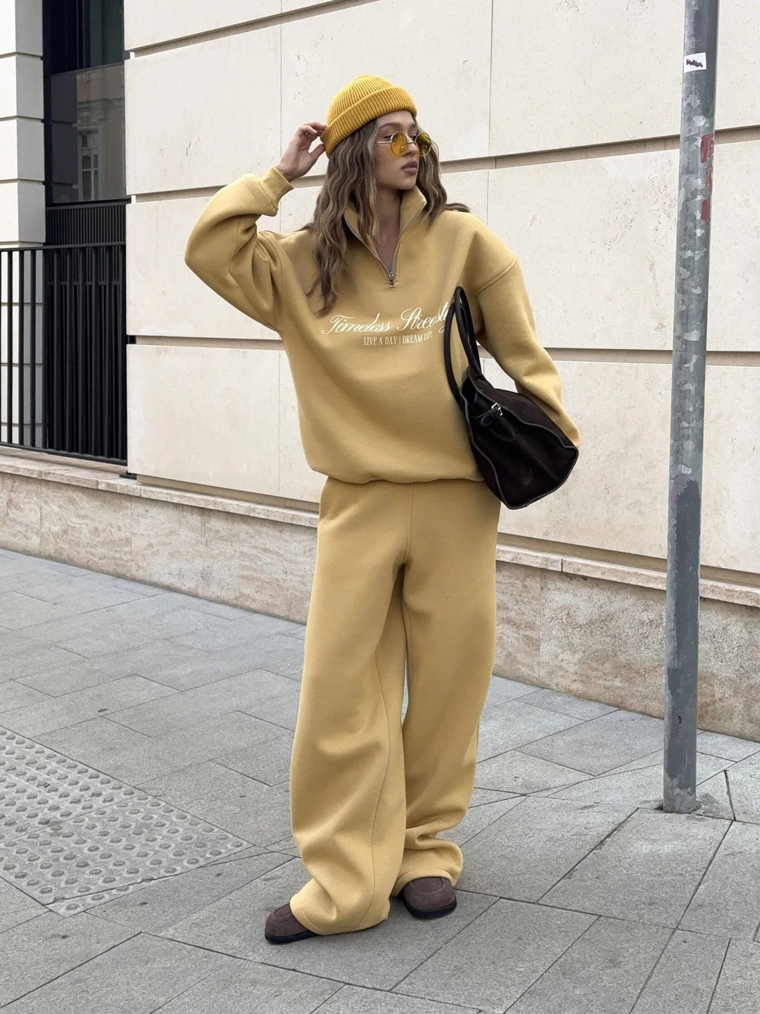 Damen sportlicher Halbärmel Pullover mit durchgehendem Reißverschluss und oversized Schnitt