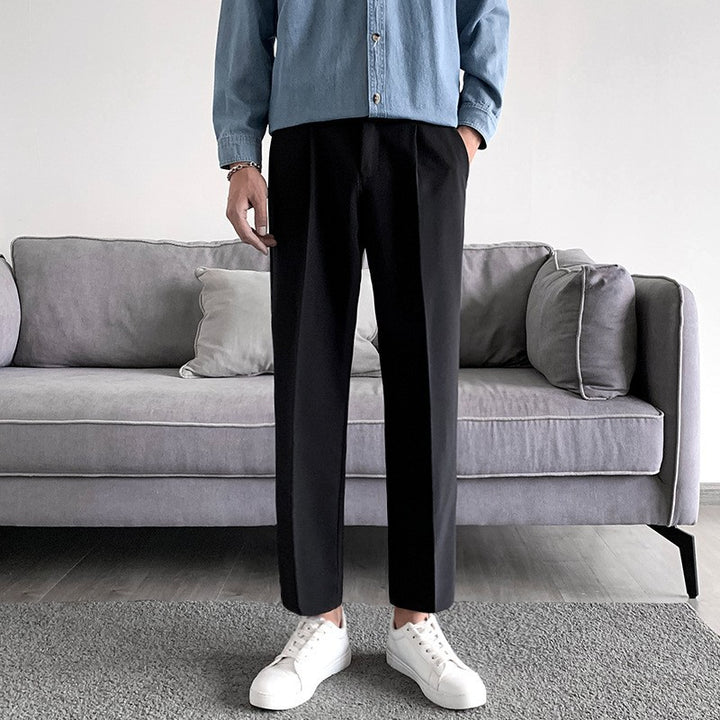 Herren Bundfaltenhose im knöchellangen geraden Schnitt mit Bügelfalte Drune