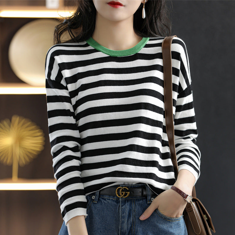 Damen Maritim-inspiriertes gestreiftes Feinstrick-Shirt mit weitem Boot-Ausschnitt und Kontrastkante Drune