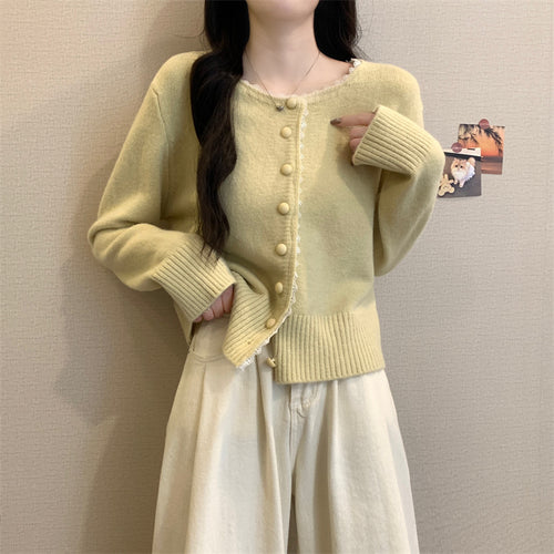 Damen Strickjacke mit feinen Knopfdetails und süßer Spitzenkante Drune