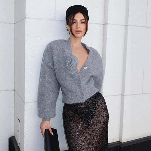 Damen Kurzer Mohair-Cardigan mit Rosenapplikation und kastiger Silhouette Drune