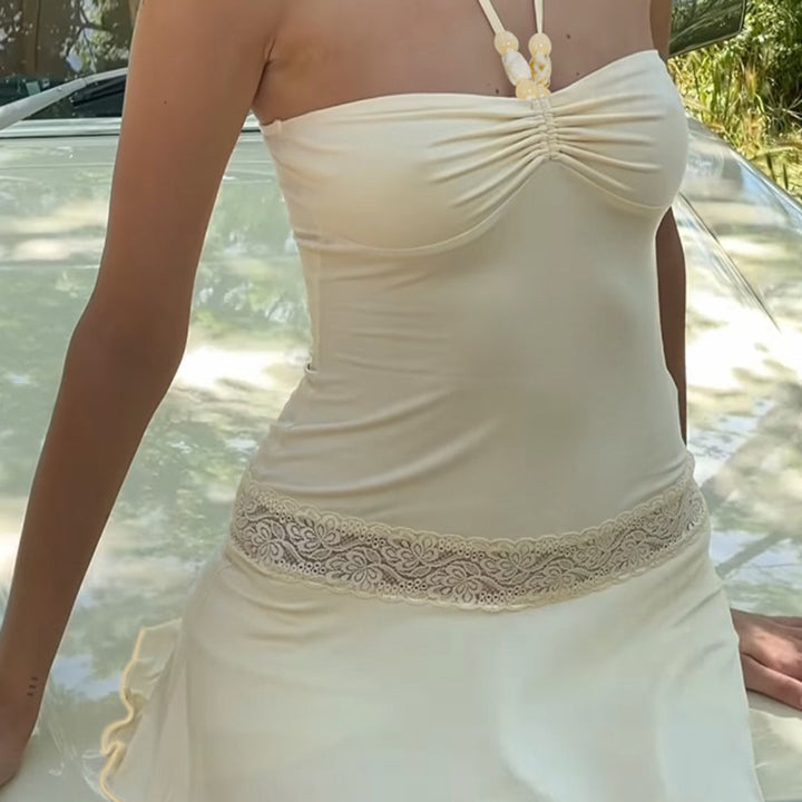 Damen Jumpsuit mit elegantem Schnürdetail und floralem Akzent Drune