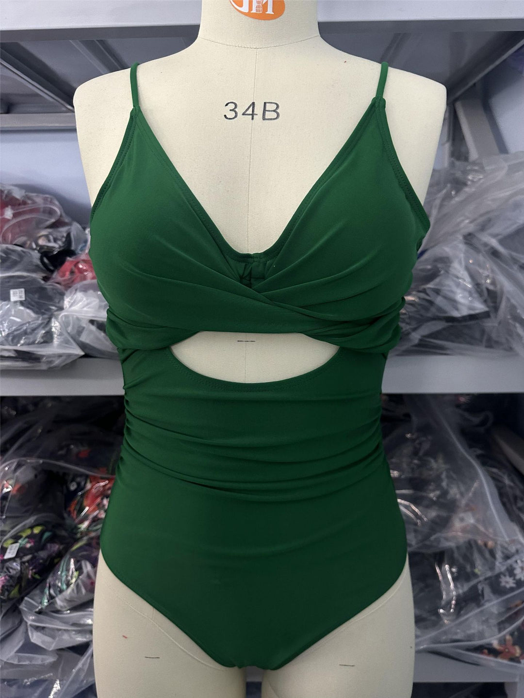 Damen Eleganter Einteiler-Badeanzug mit modischem Cut-Out Drune