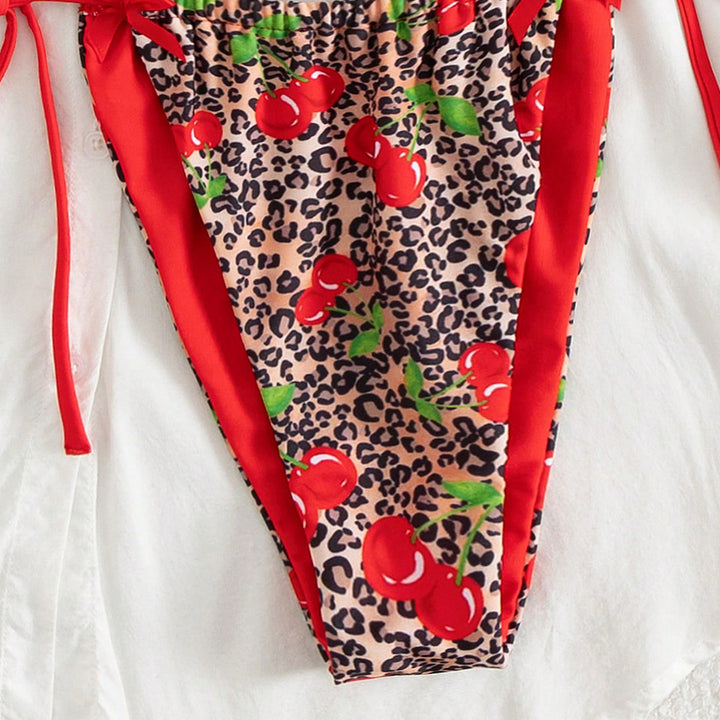 Damen Triangel-Bikini mit floralem Kirschmuster und verspielten Details Drune