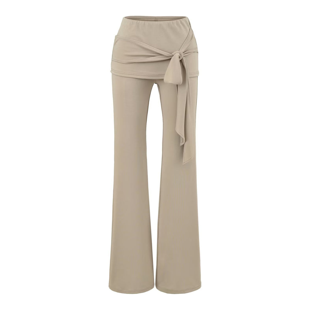 Damen dreiteiliges Lounge-Set mit kurzem Knopfcardigan, Spitzentop und Wickel-Schlaghose Drune