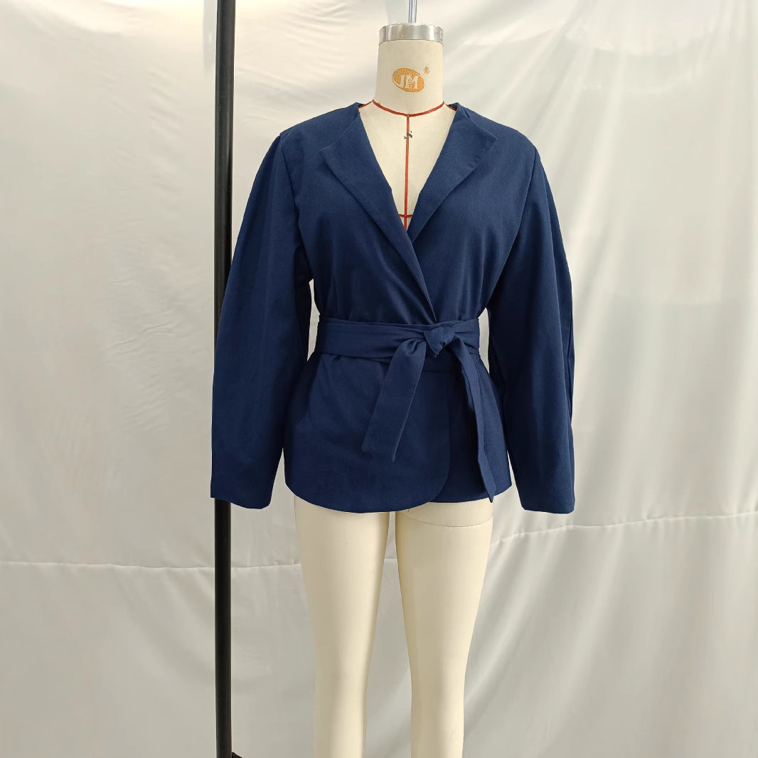 Damen Kurzblazer im Kimono‑Stil mit Bindegürtel und kastiger Silhouette Drune