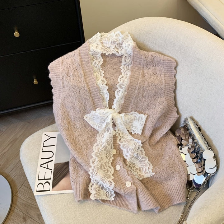 Damen Strickweste mit romantischen Rüschendetails Drune