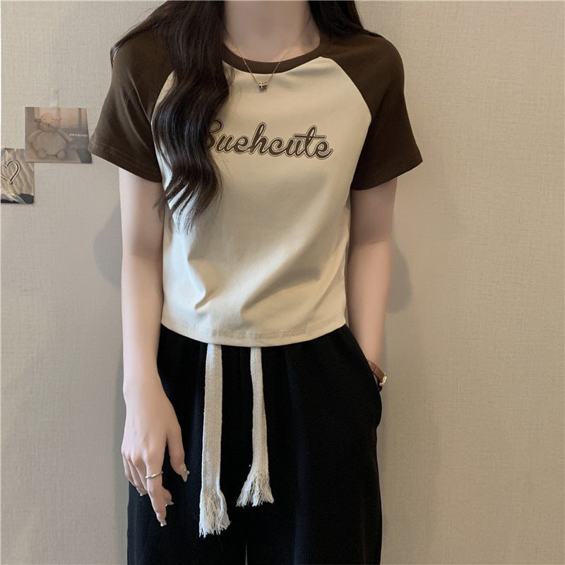 Damen Cropped Graphic T-Shirt mit Verspielt Schriftzug Drune