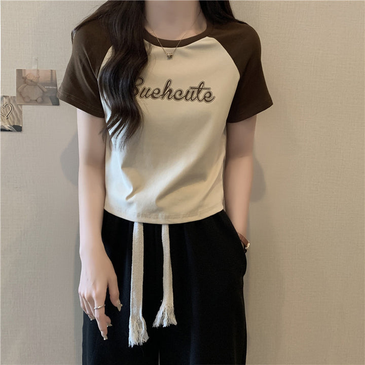 Damen Cropped Graphic T-Shirt mit Verspielt Schriftzug Drune