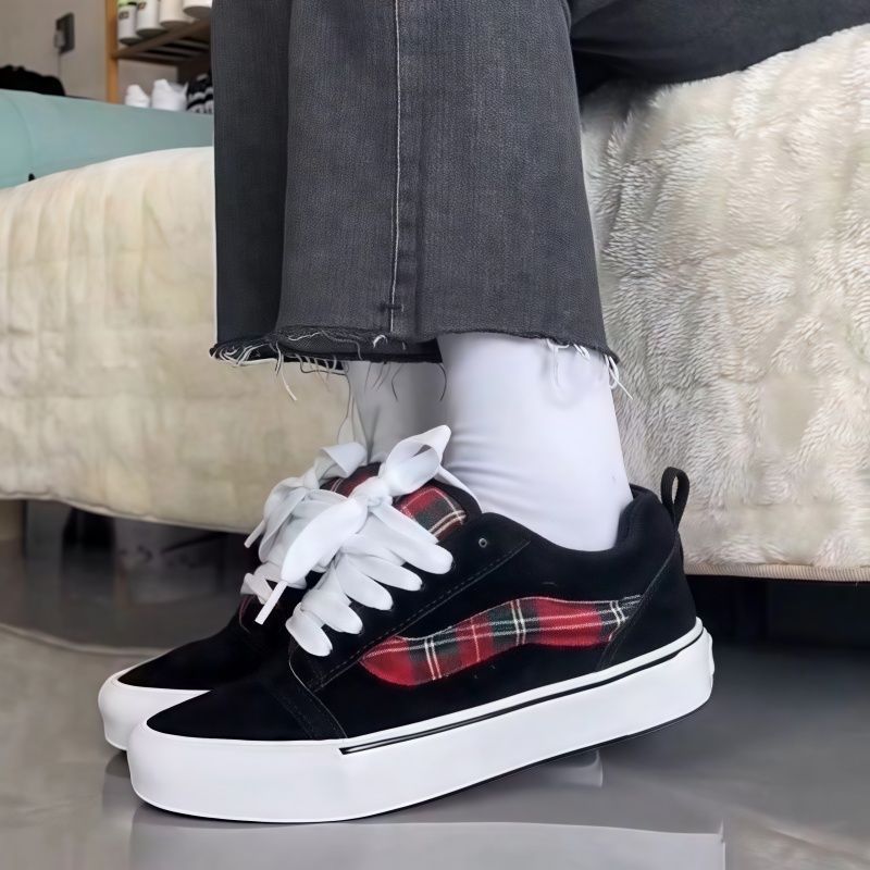 Damen Modische Sneakers mit kariertem Design und bequemem Fußbett Drune