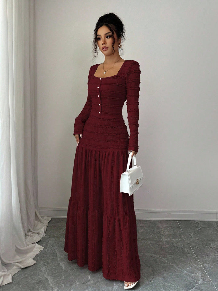 Damen Figurbetontes strukturiertes Maxikleid mit quadratischem Ausschnitt und Knopfleiste Drune