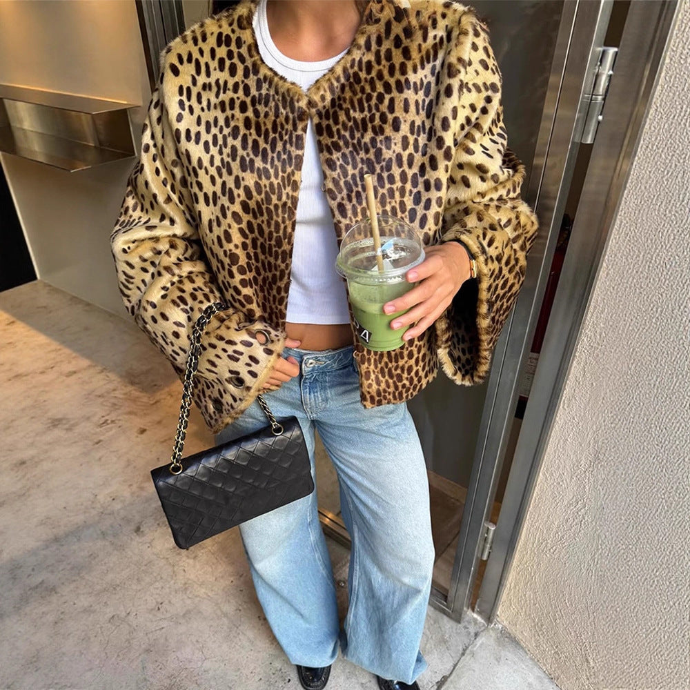 Damen Kurzblouson aus Kunstfell mit Leopardenmuster, Boxy‑Silhouette & weitem Ärmel Drune