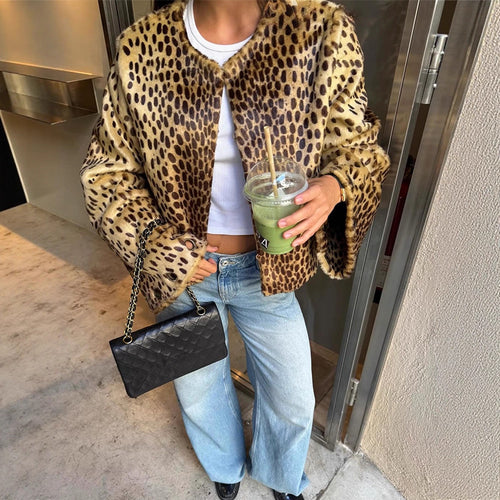 Damen Kurzblouson aus Kunstfell mit Leopardenmuster, Boxy‑Silhouette & weitem Ärmel Drune