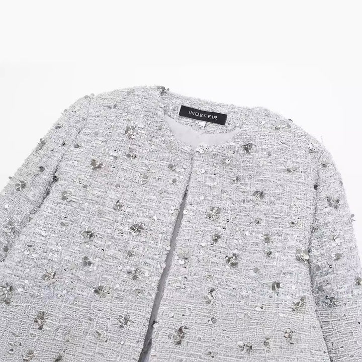 Damen nan kurz geschnittene Bouclé‑Tweedjacke mit floraler Pailletten‑Applikation und offener Front Drune