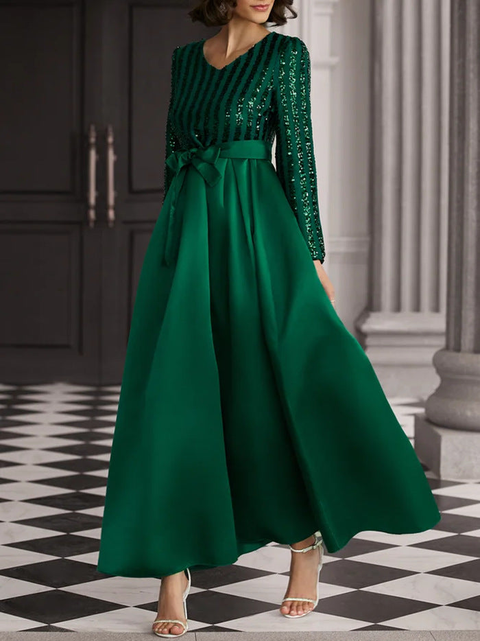 Damen Elegantes Abendkleid mit schimmerndem Oberteil und fließendem Rock Drune