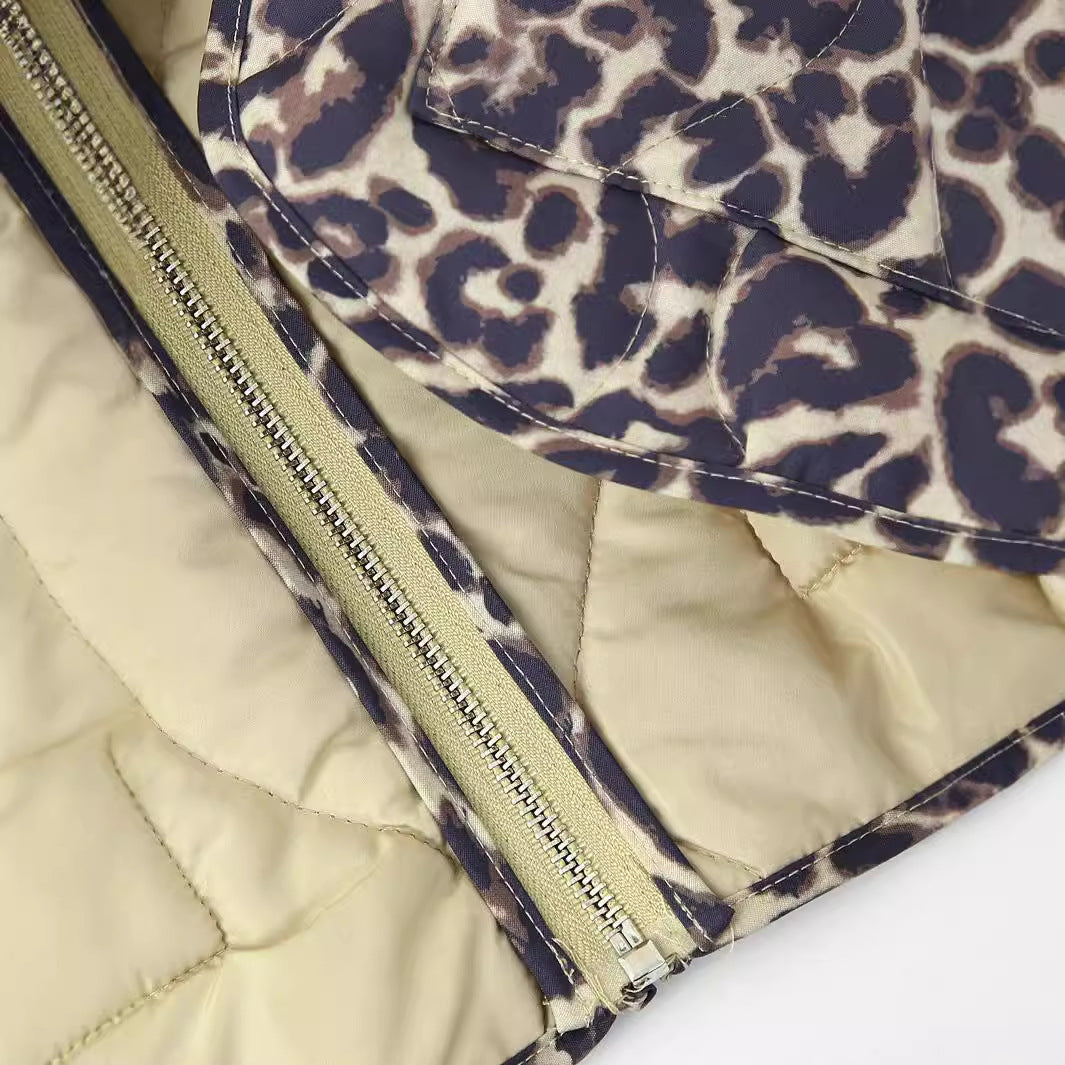 Damen nan gesteppte Oversize-Steppjacke mit Leo‑Alloverprint, durchgehendem Reißverschluss und aufgesetzten Taschen Drune