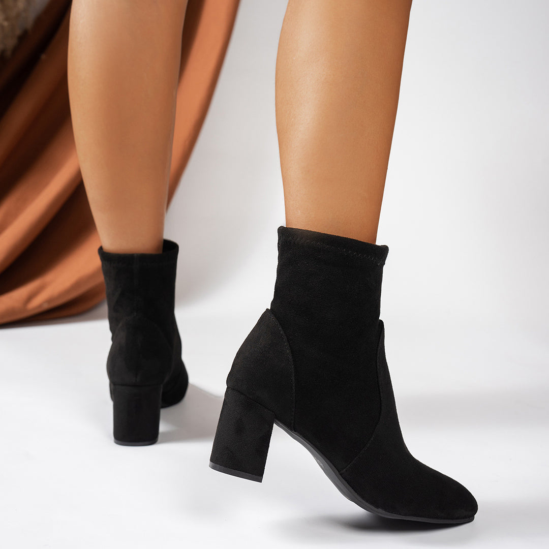 Damen Elegante Stiefeletten aus Wildleder Drune