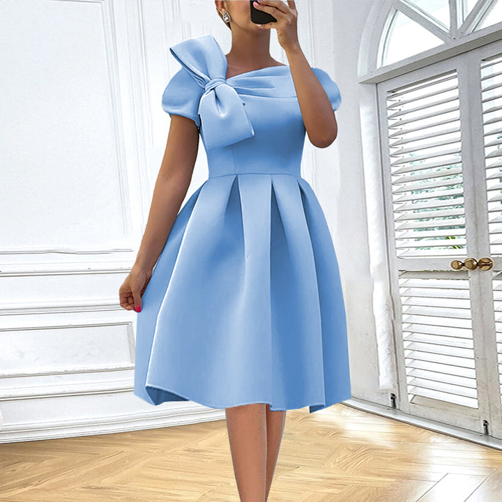 Damen A-Linien Kleid mit voluminösem Schleifenkragen Drune