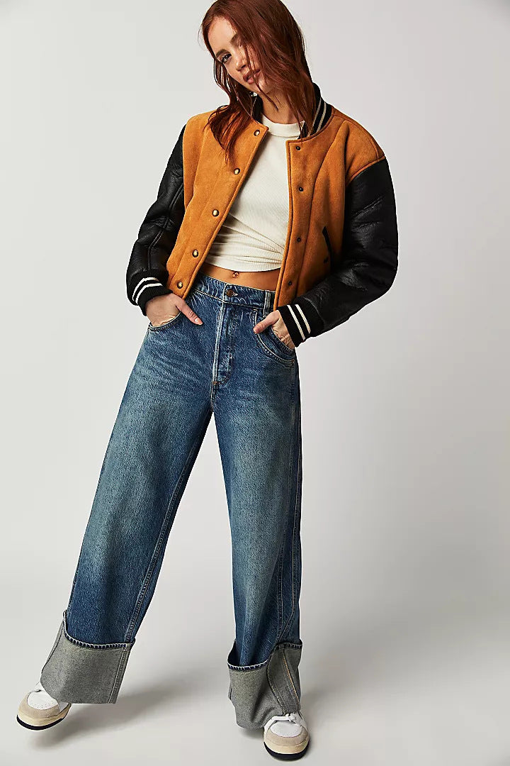 Damen Weite Jeans mit umgeschlagenem Saum