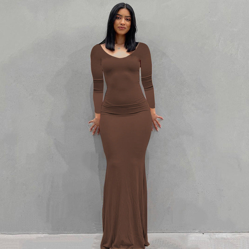 Damen Körperbetontes Maxi‑Jerseykleid mit taillierter Drapierung, langen Ärmeln und ausgestelltem Saum Drune