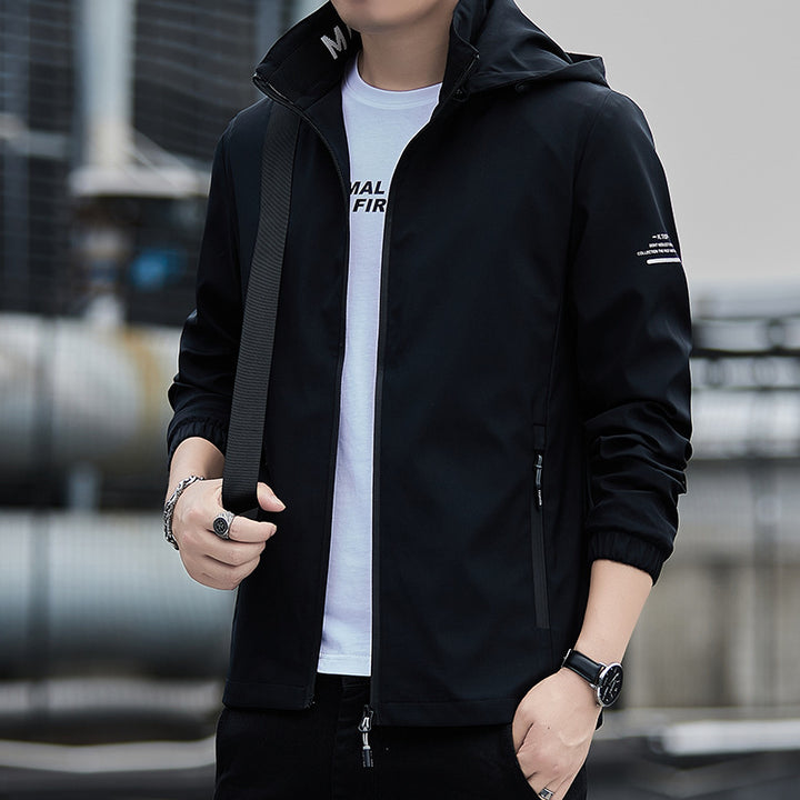 Herren Atmungsaktive Windjacke mit regulierbarer Kapuze Drune